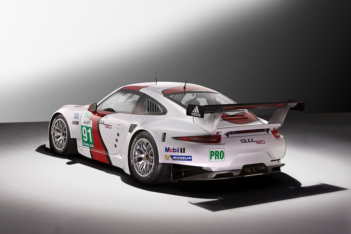 Porsche_911_RSR_5
