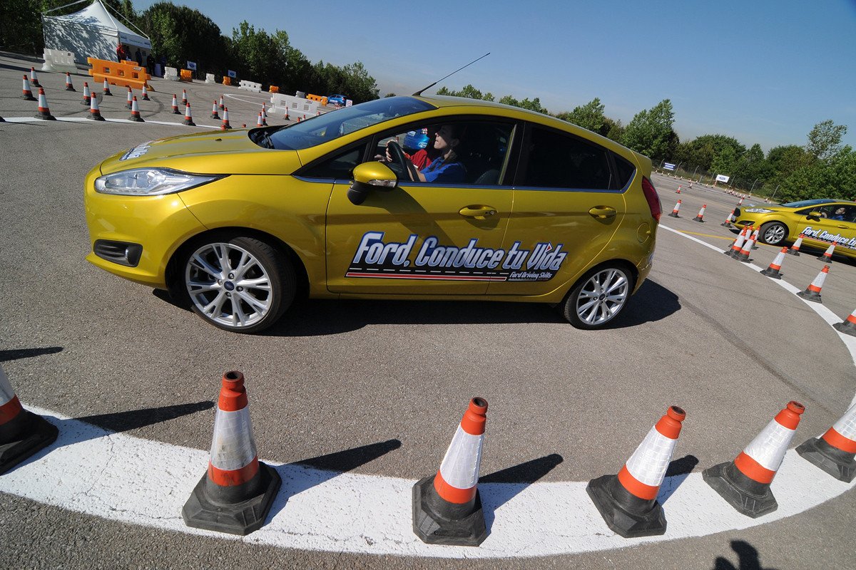 Ford conduce tu vida