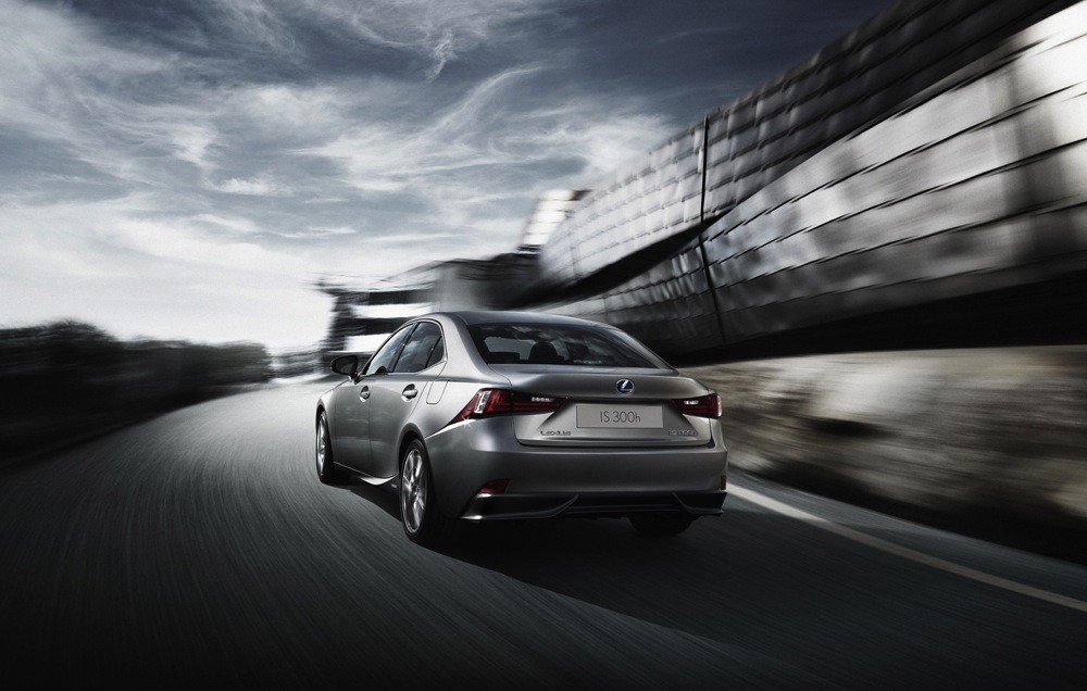 Lexus IS 300h