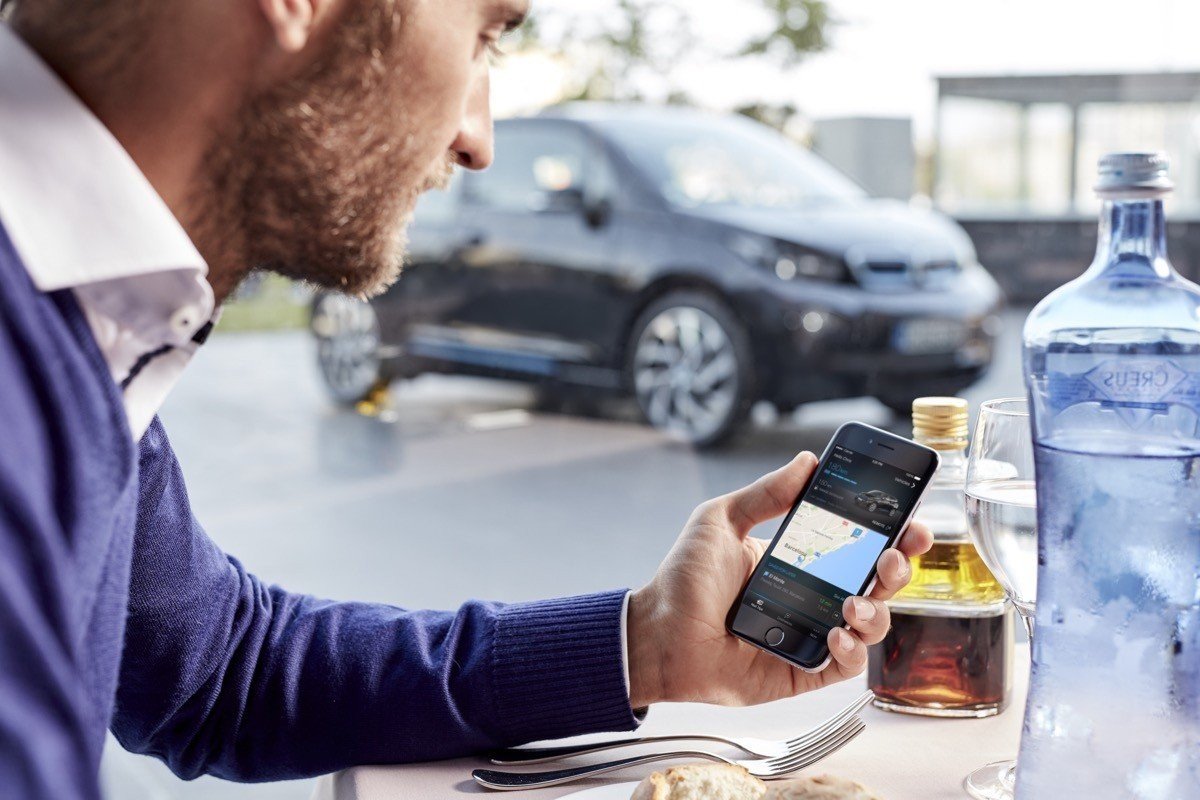 BMW Connected