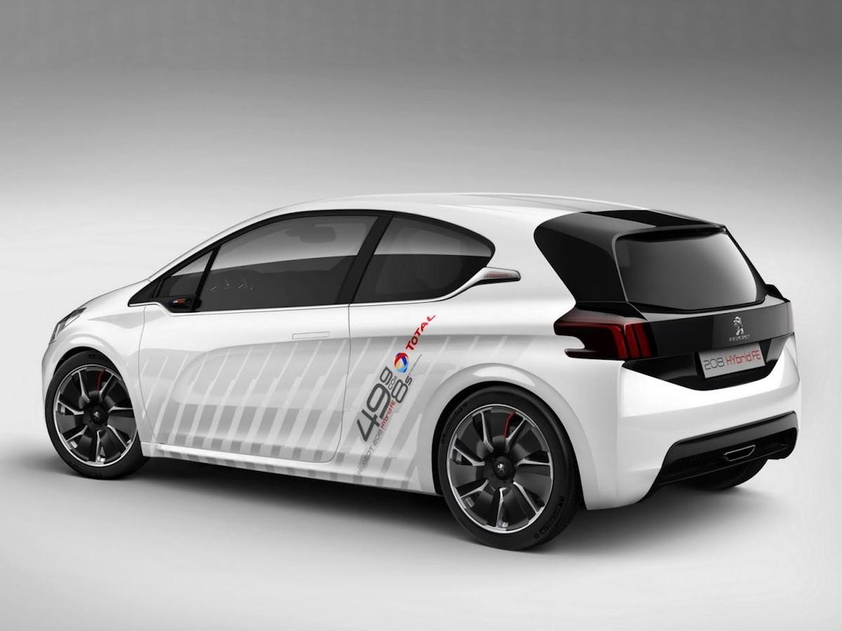 Peugeot 208 Hybrid FE