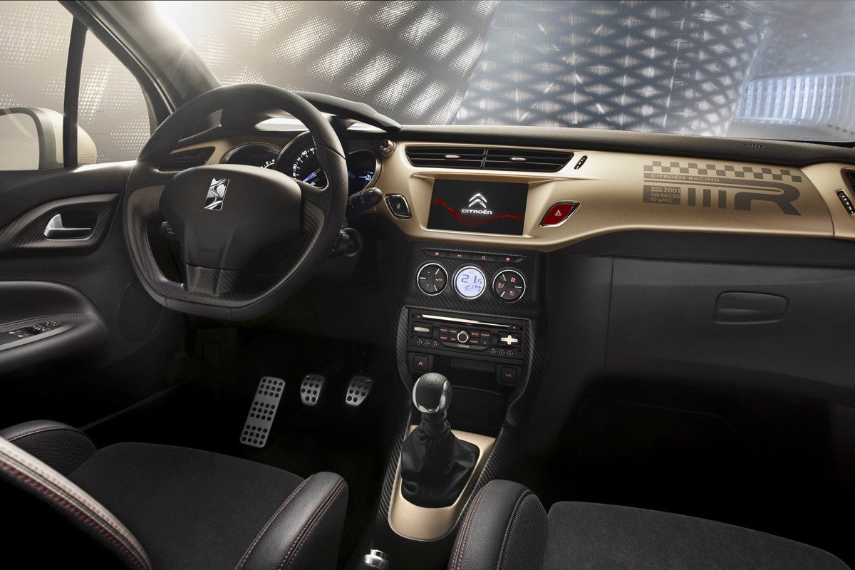 Citroën DS3 Racing Gold Mat