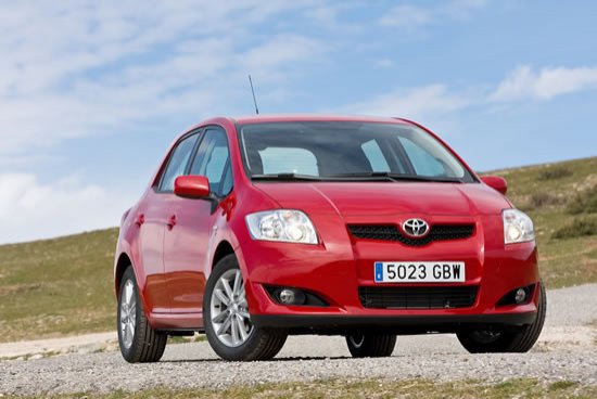 Si prefieres un gasolina, el Auris con motor 1.6 VTi también es una excelente opción