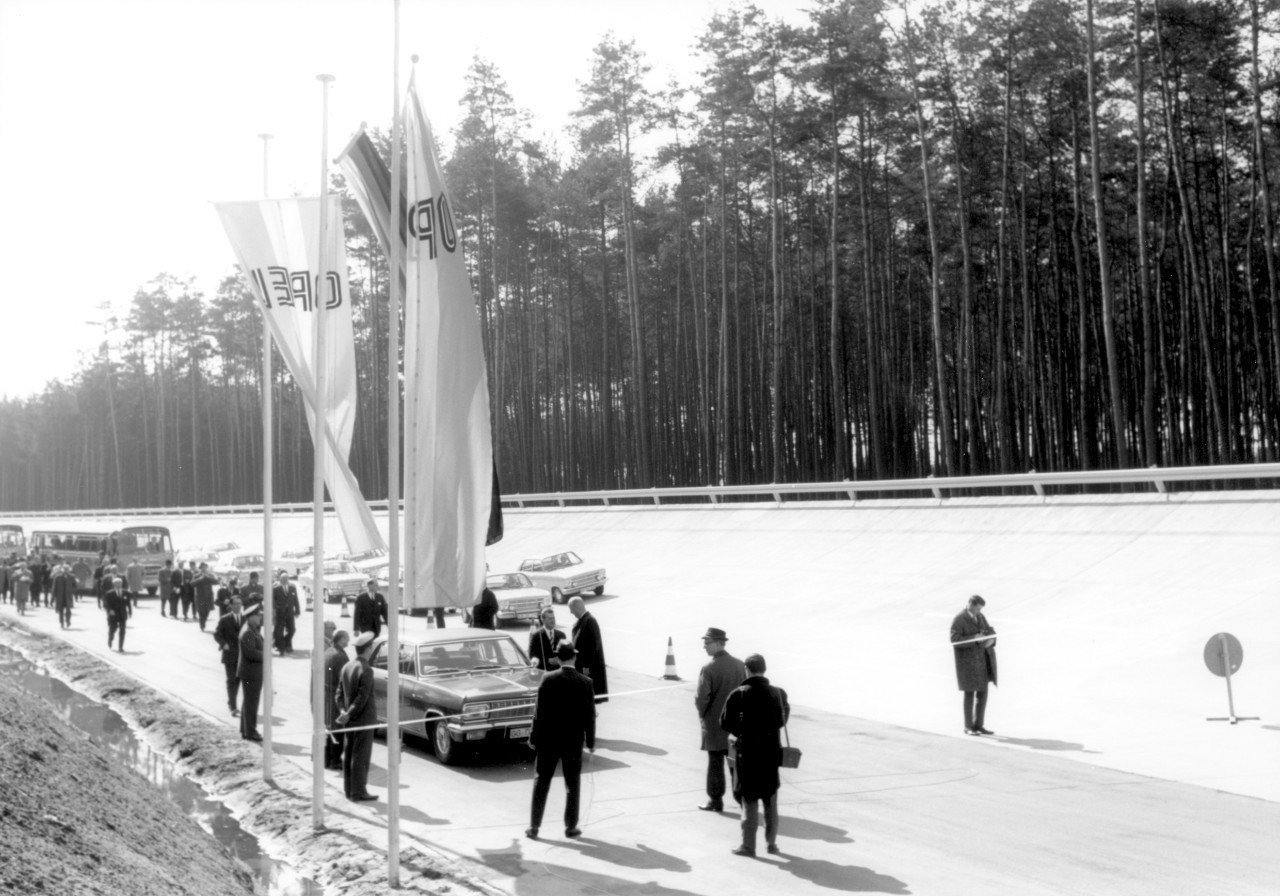 Pista pruebas Dudenhofen Opel