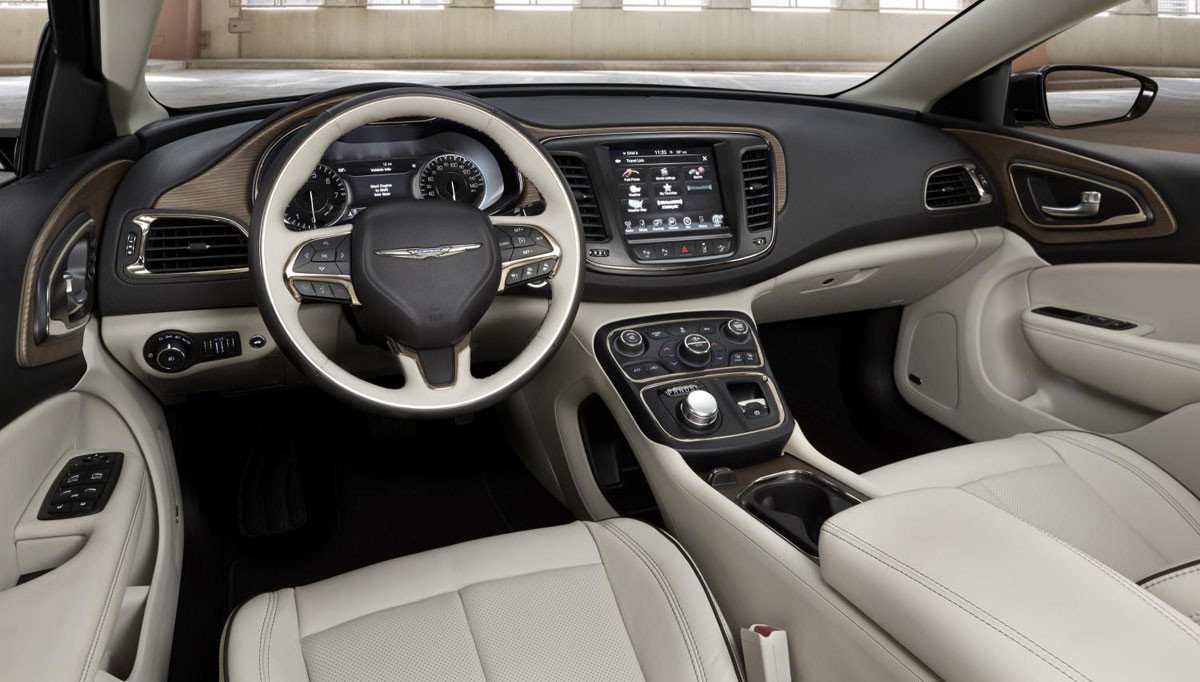 Chrysler 200