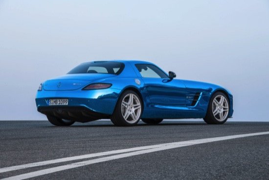 mercedes-benz-sls-amg-electric-drive-br-197-paris-2012-5