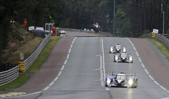 Los Peugeot eran más rápidos en las largas rectas y consumían menos.