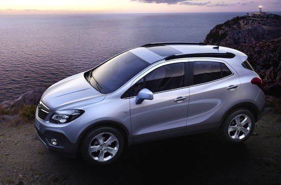 El Opel Mokka mide 4,28 metros, es decir un poco más que un Opel Corsa, pero no mucho más.