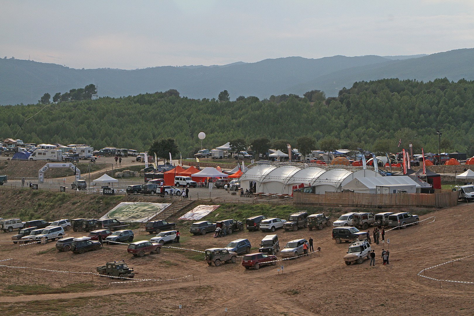 Land Rover Party