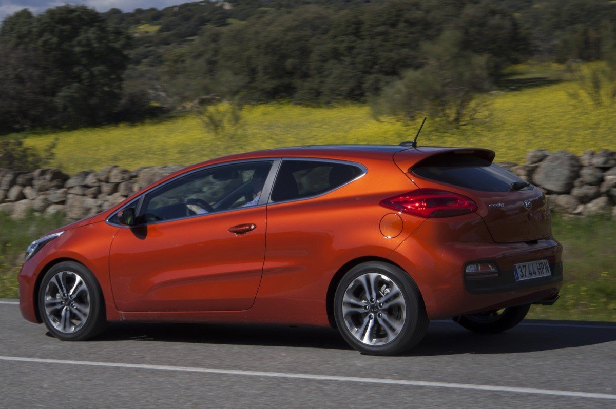 Kia pro_cee'd 2013