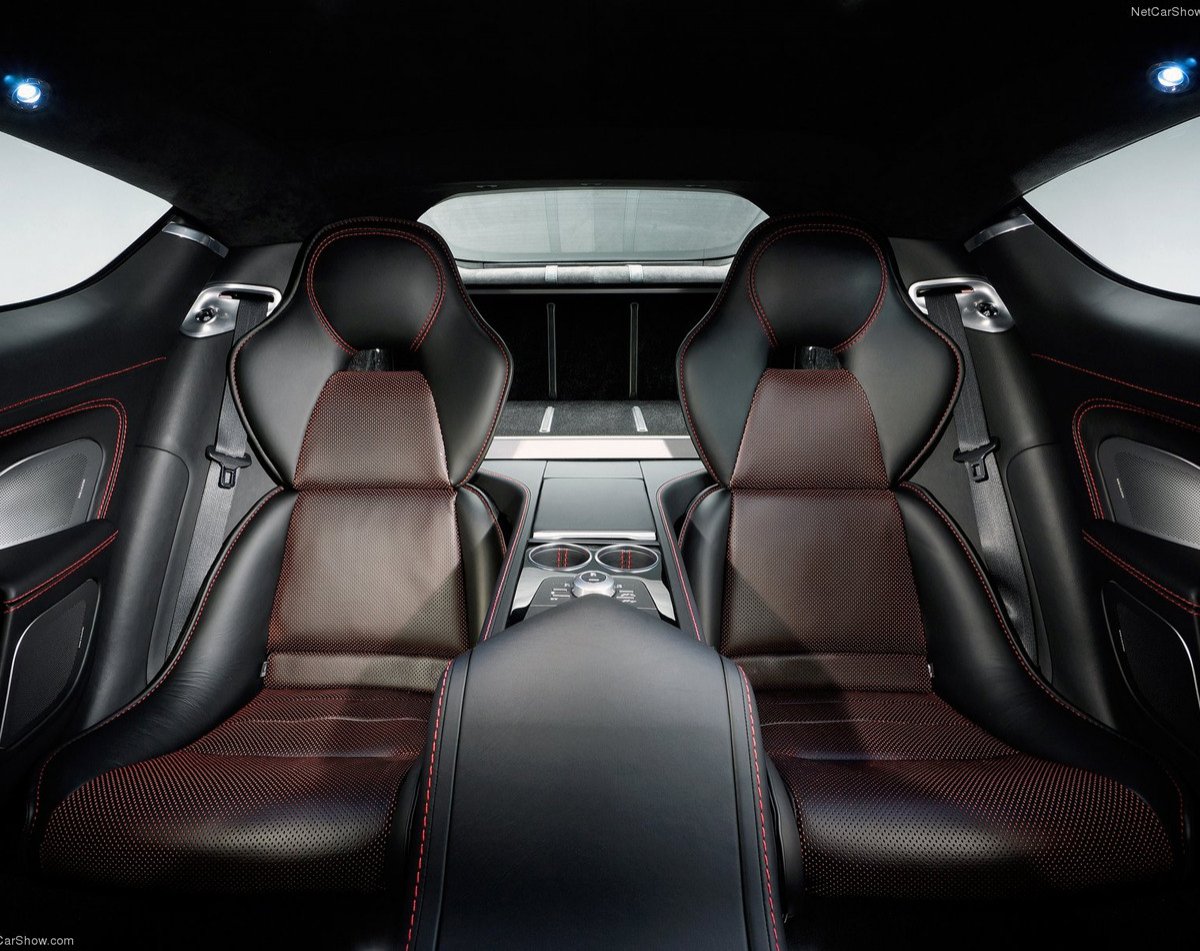 Aston Martin Rapide S