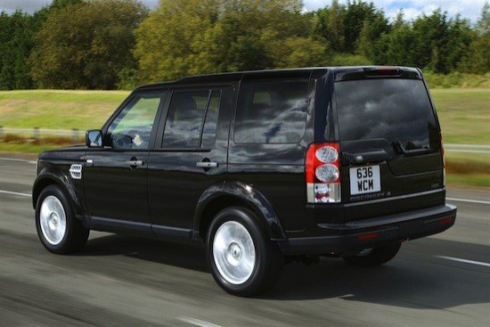 lr d4 13my 03 lowres