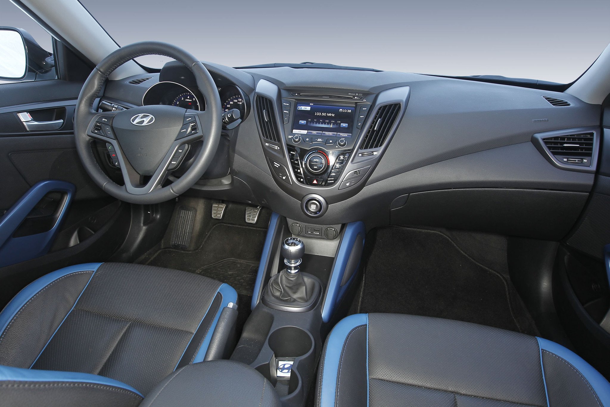 Hyundai Veloster