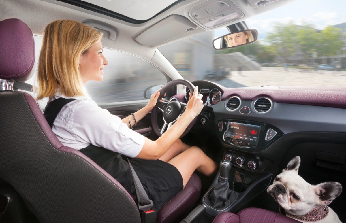 Opel Adam - Intellilink Siri Eyes Free