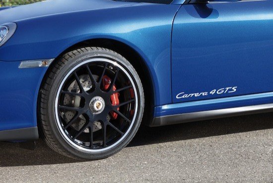 Porsche 911 Carrera 4 GTS
