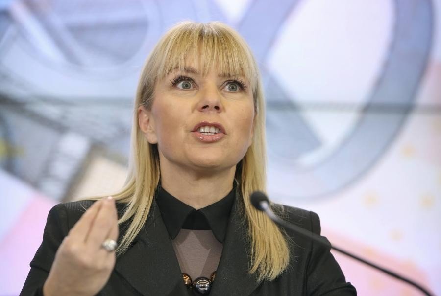 Elzbieta Bienkowska