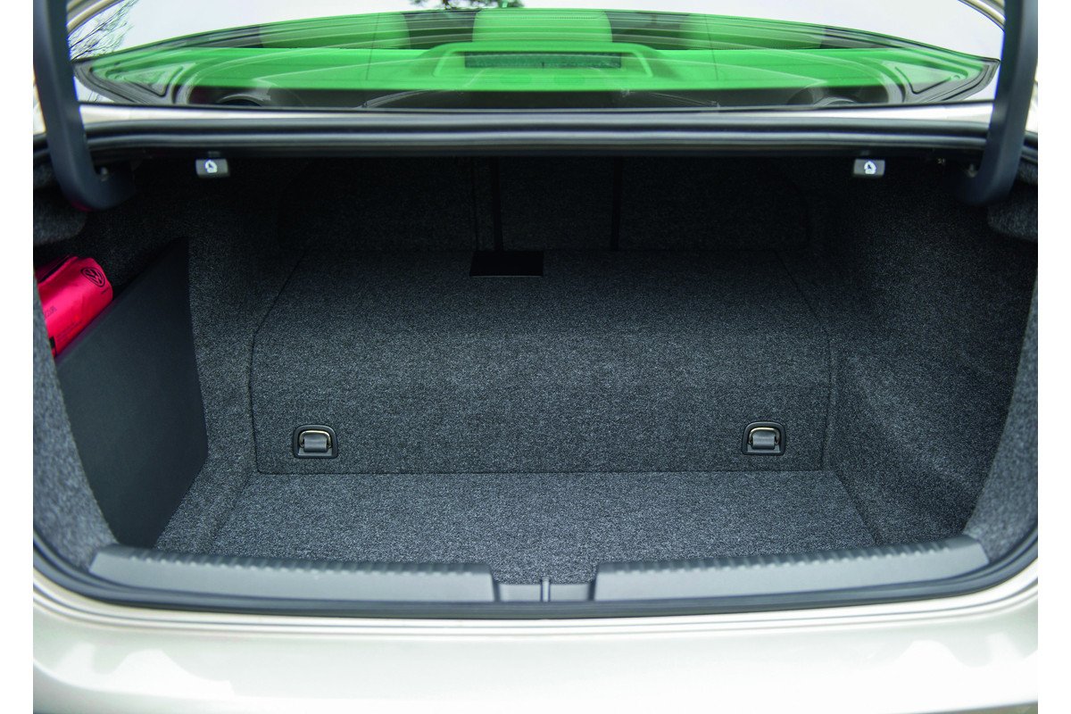 Volkswagen Jetta Hybrid 2013