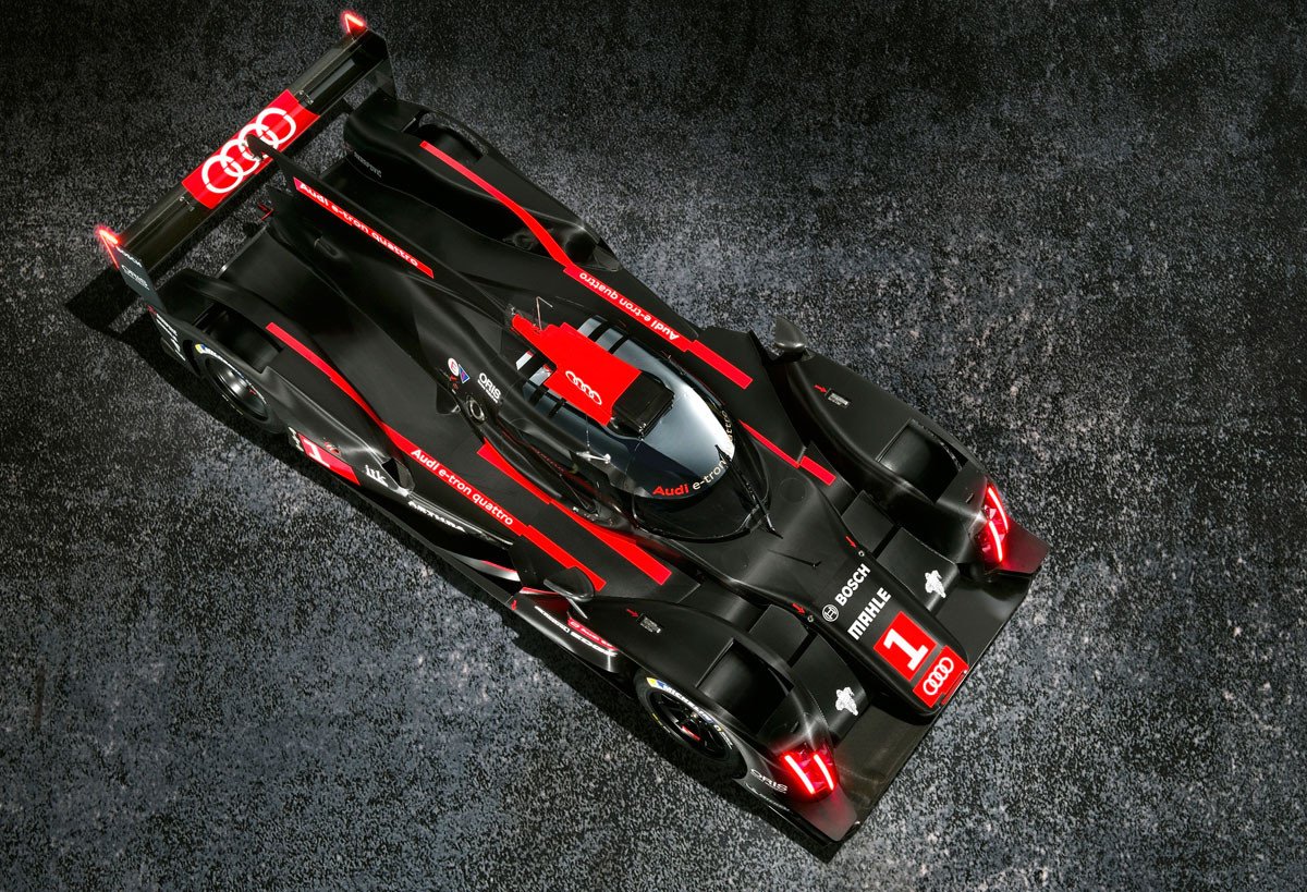 Audi_R18_02