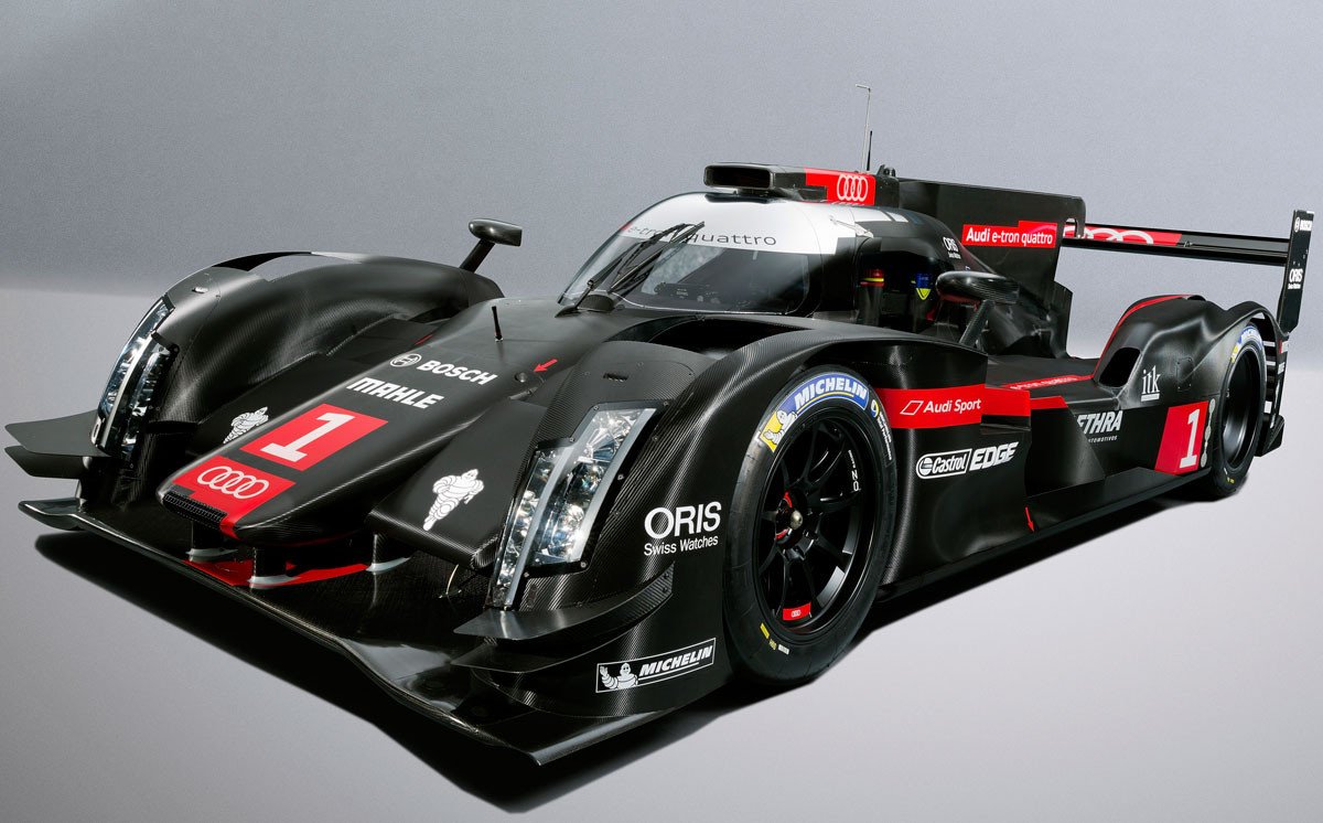 Audi_R18_04