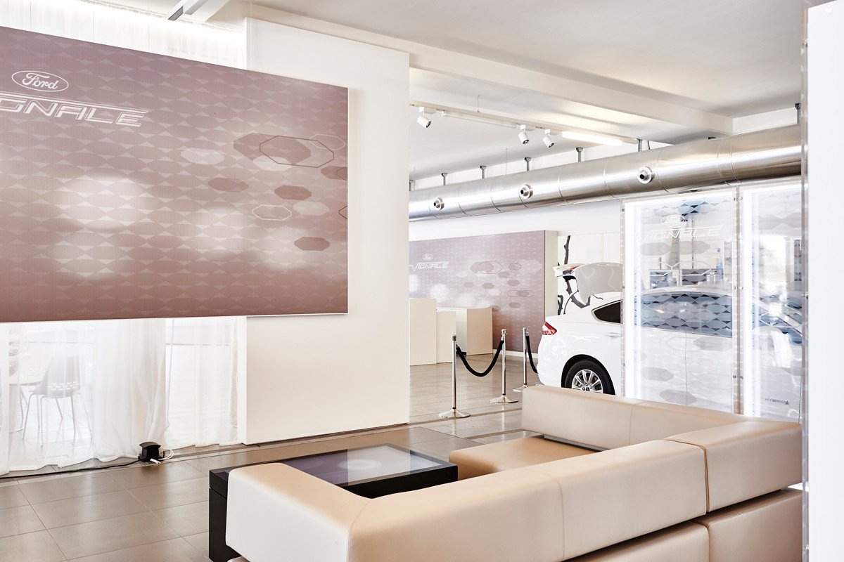 Ford Store