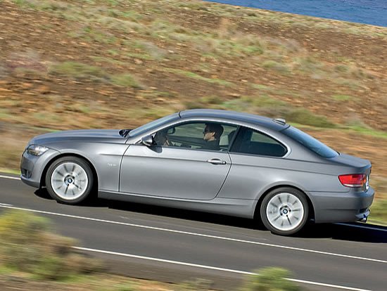 BMW 320 coupé perfil