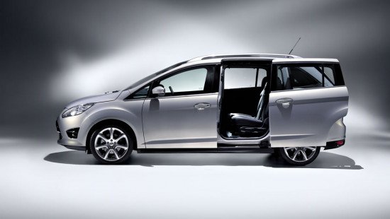 Ford Grand C-Max, con puertas deslizantes.