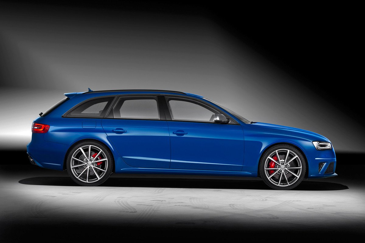 Audi RS4 Avant Nogaro