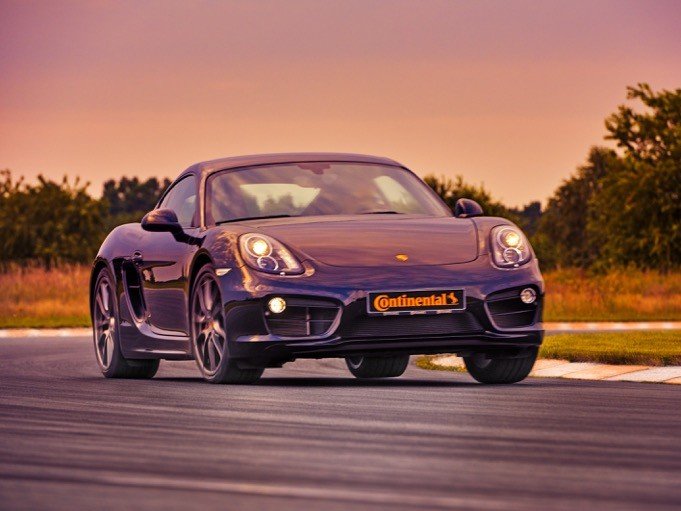 Continental Sport Contact 6 Porsche