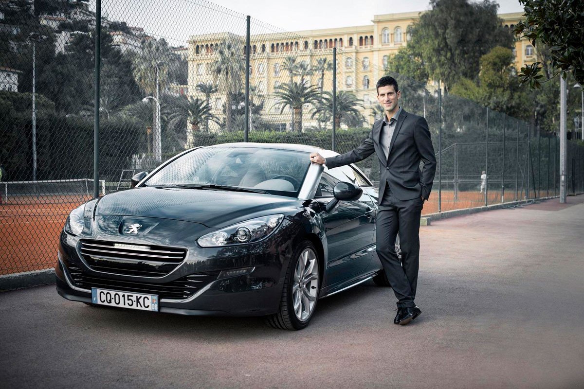 Novak Djokovic y Peugeot