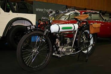 Moto clásica en el Salón Classicauto