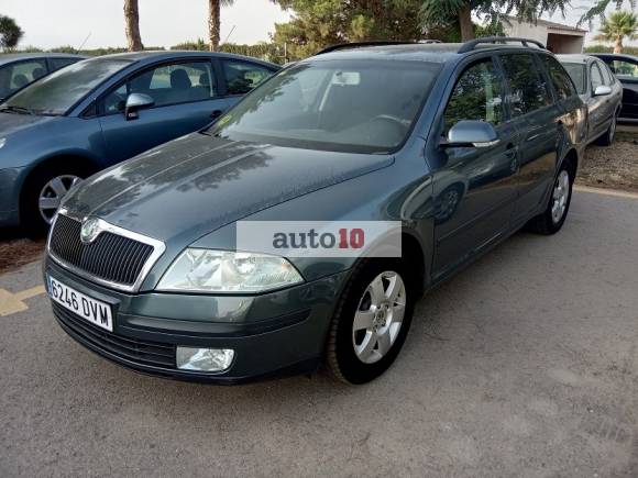 SKODA OCTAVIA FAMILIAR 2.0 TDI 140 CV.