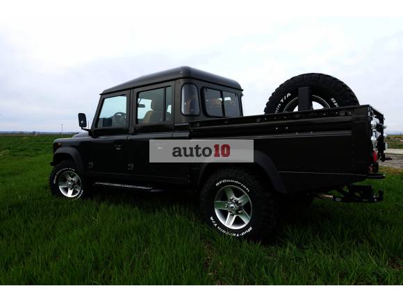 LAND ROVER DEFENDER 130 PICK UP 
