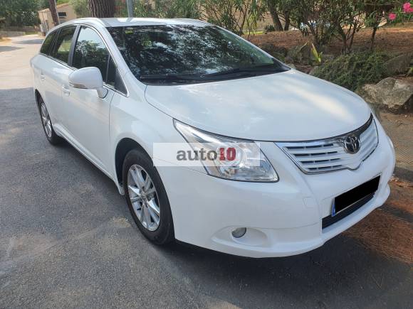 TOYOTA AVENSIS 2.0 D-4D CROSS SPORT
