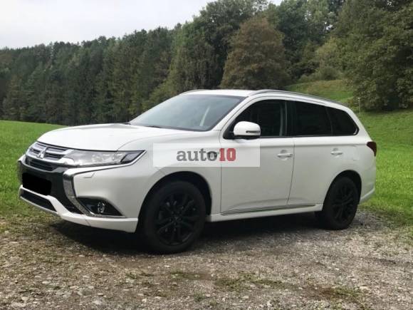 Mitsubishi Outlander 2.0 4WD Plug-In Hybrid Plus