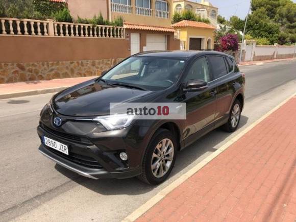 Toyota RAV 4 2.5 hybrid 2WD Advance