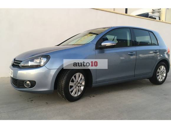 Volkswagen Golf 1.6 TDI Advance 5p