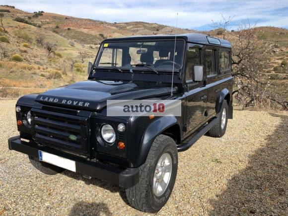 Land Rover Defender 110 SW 7 plazas