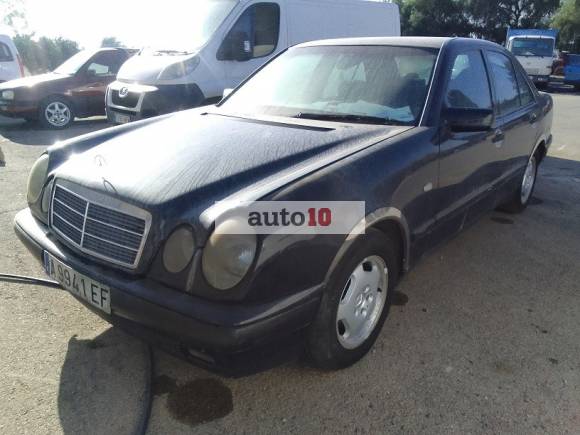 MERCEDES E300 TD. CLASSIC 177 cv.(PROBLEMA ELECTRICO). 