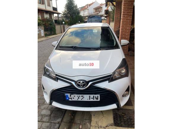 Toyota Yaris 1.3 Active 100 CV - Único propietario - Impecable estado