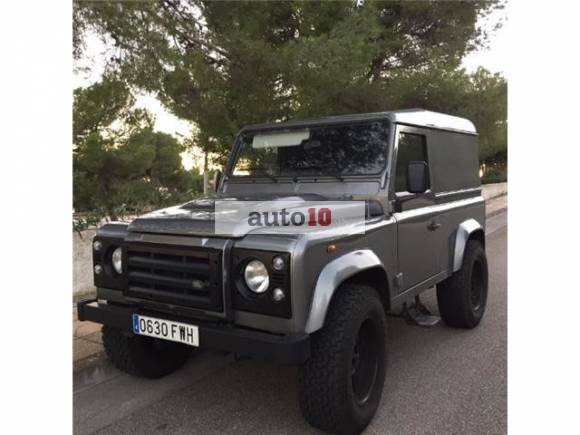 Land Rover Defender 90 SW E