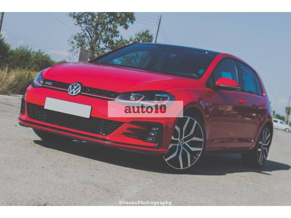 VOLKSWAGEN - GOLF GTI 230CV 2. 0 DSG