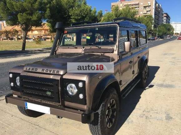Land Rover Defender 110 2.5Td5 SW SE