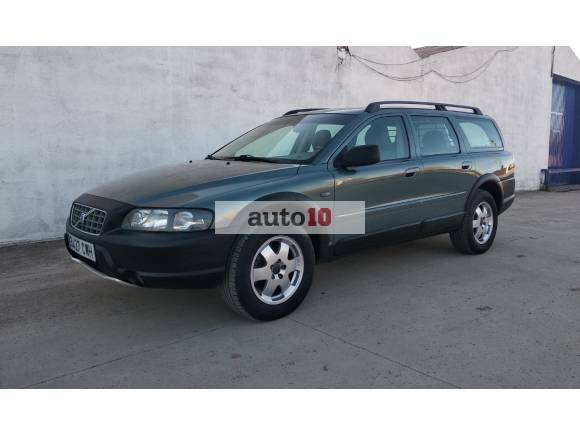 Volvo XC70 5D AWD Cross Country