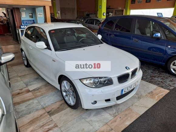 SE VENDE BMW 116I PACK M