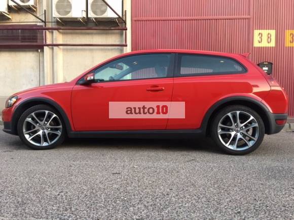 VOLVO-C30 2 OD MOMENTUM