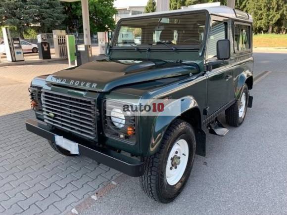 Land Rover Defender 90 2.4 TD4 Station Wagon SE