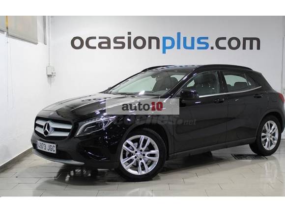MERCEDES-BENZ Clase GLA