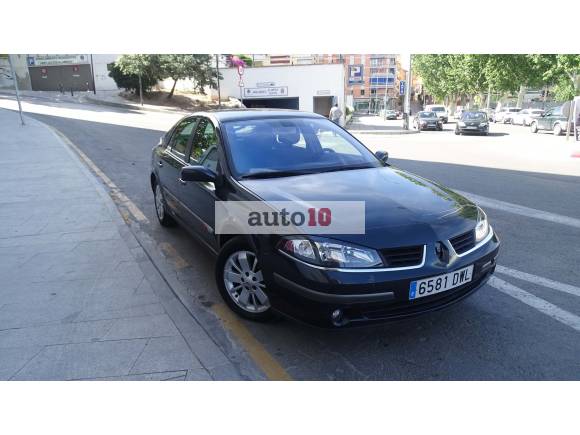 SE VENDE   -   RENAULT LAGUNA - Confort Dynamique 1.9dCi - 130CV
