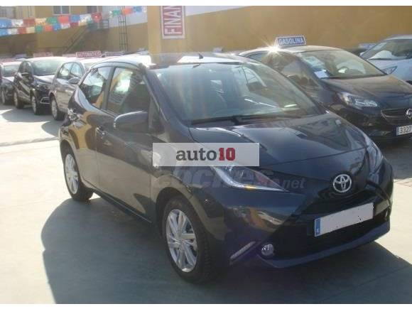 TOYOTA Aygo