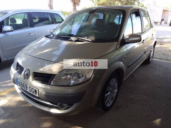 RENAULT SCENIC 1.5 DCI 105 cv 6 velocidades.